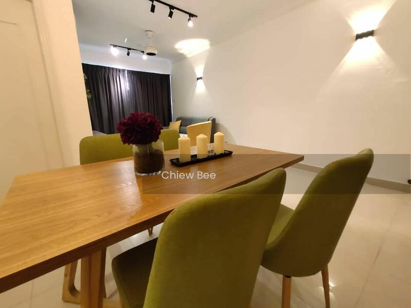 Gurney Park Condominium - 2