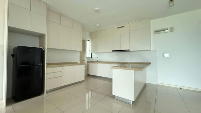 The M @ Medini Macrolink - 2