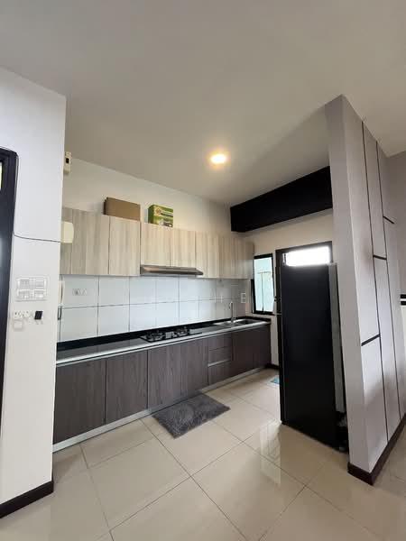 Molek Regency - 3