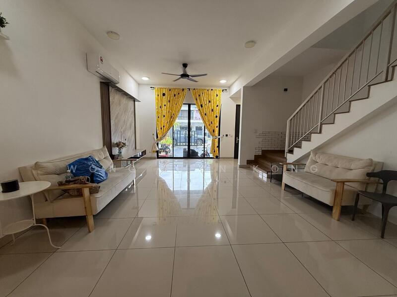 Bandar Bukit Raja : Lumira - 4