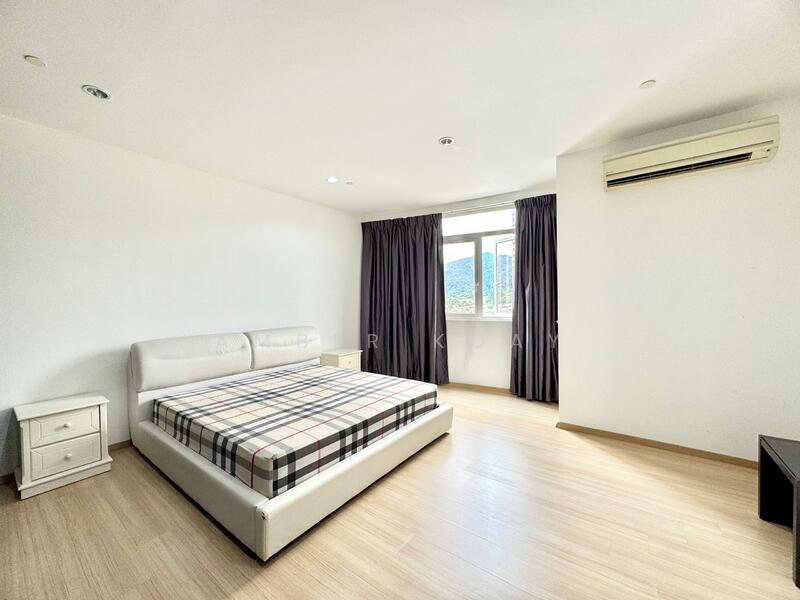 One One Eight (118 @ Island Plaza) - 3