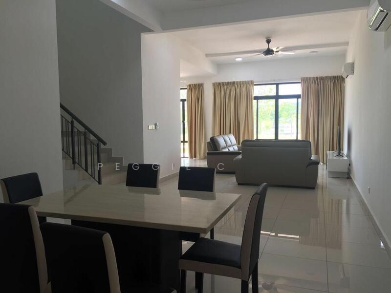 The Canal Garden South, Horizon Hills - 1