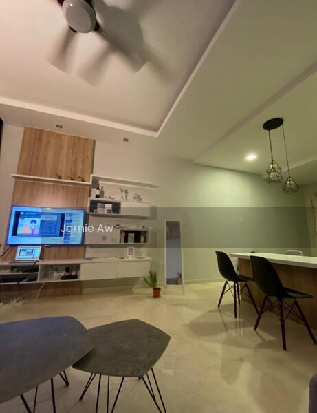 Vogue Suites One - 2