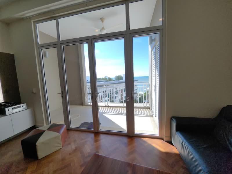 Quayside Seafront Resort Condominiums - 2
