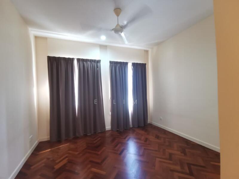 Quayside Condominium - 4