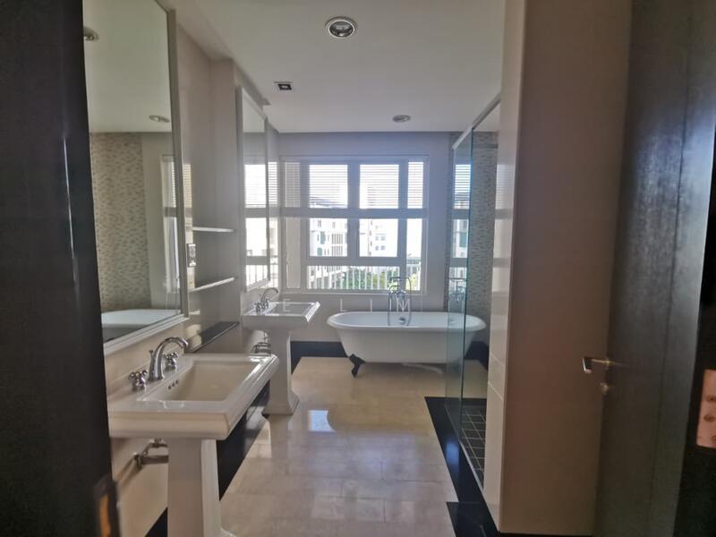 Quayside Condominium - 5