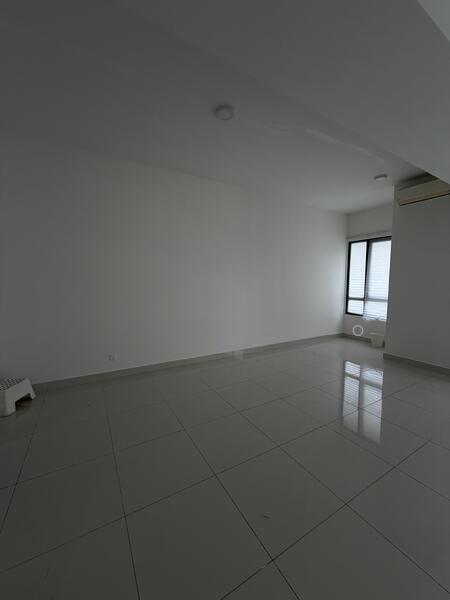 Pandora @ Tropicana Metropark - 3