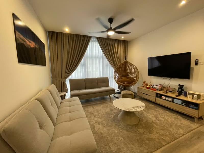 Ixora Court - 4