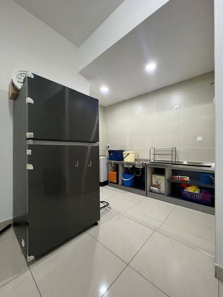 D'Secret Garden (Pangsapuri Kempas Indah) - 3