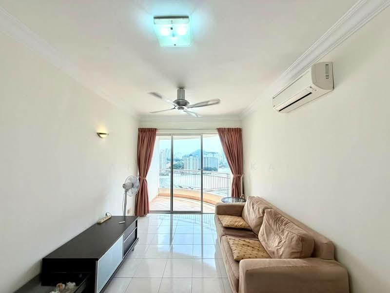 Gurney Park Condominium - 2