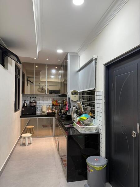 Taman Mount Austin - 3