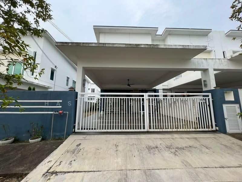 2 STOREY TAMAN SURIAMAN 3 BANDAR SRI SENDAYAN, SEREMBAN - 2