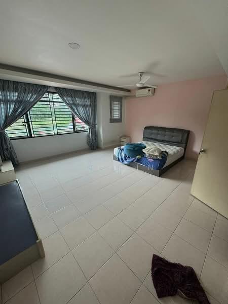 Taman Mount Austin - 4