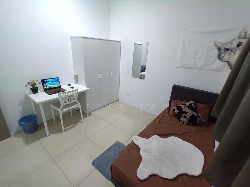 Platinum Splendor Residence - 1