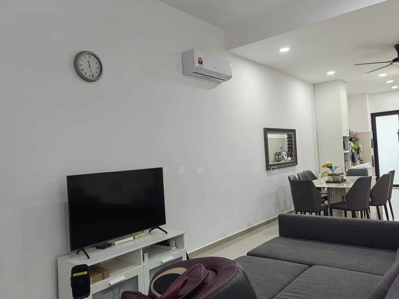 Attleborough / Tate Bilston 22'x65' @ Eco Botanic - 3