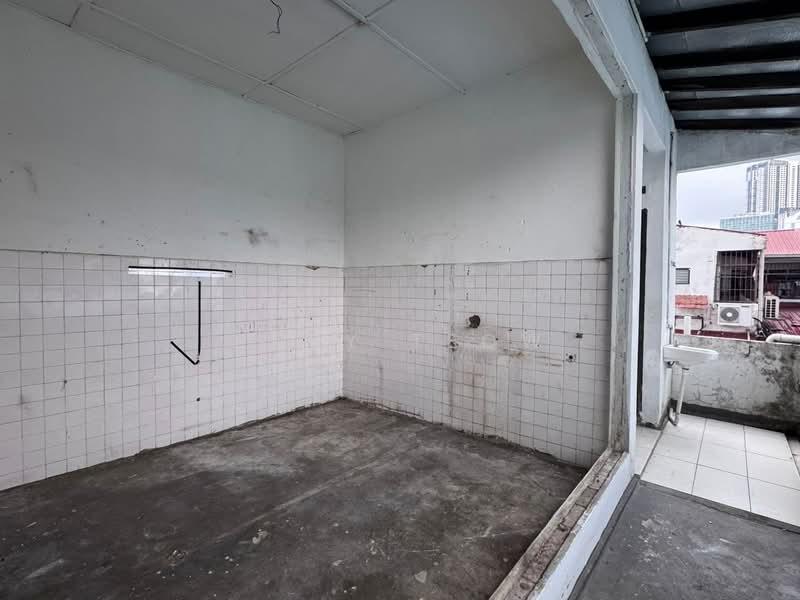 Sri Tebrau - 2 Storey Shop Lot for Rent - 5
