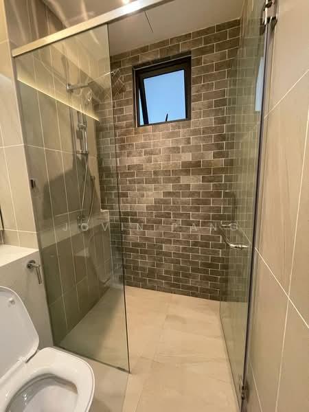 Queens Residences Q1 @ Queens Waterfront - 4
