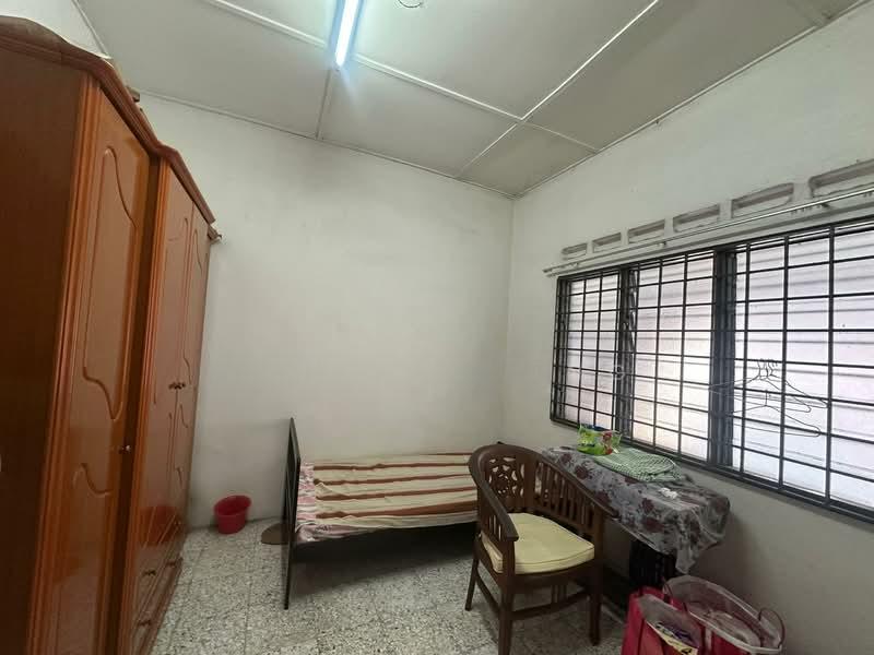 Taman Puteri Wangsa - 5