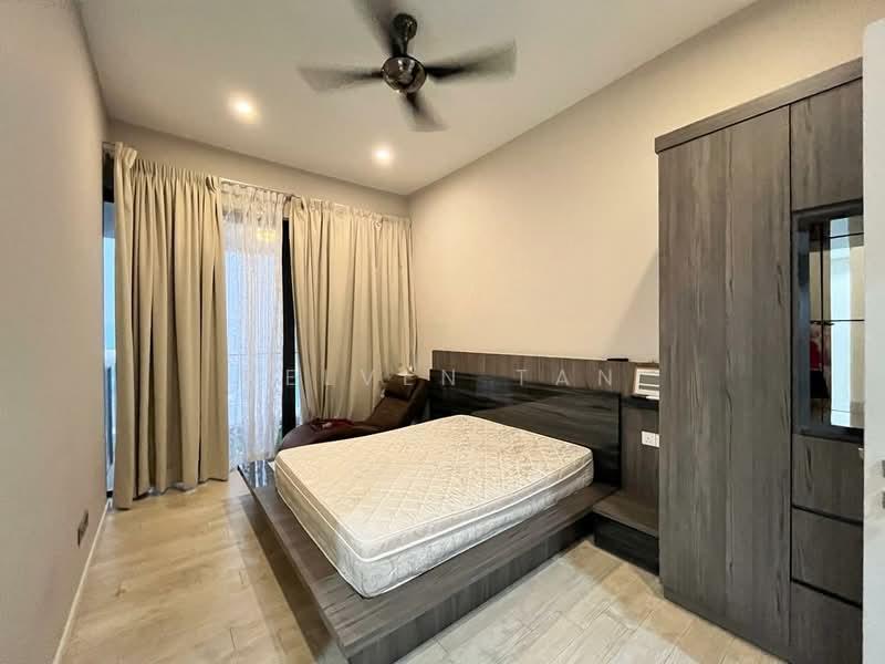 Icon Residence - 3