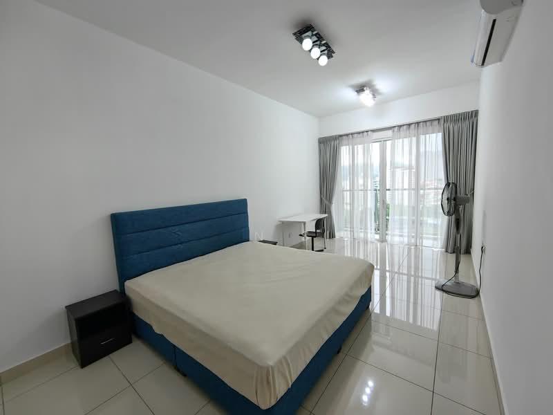 Tropicana Bay Residences - 5