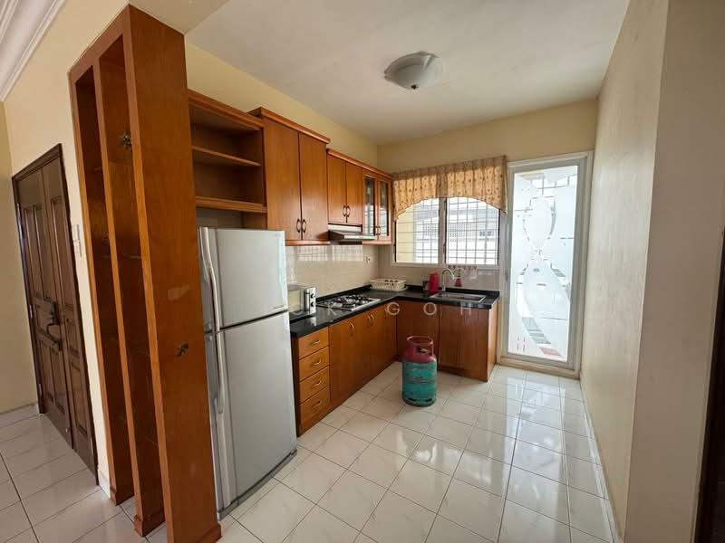 Gurney Park Condominium - 2