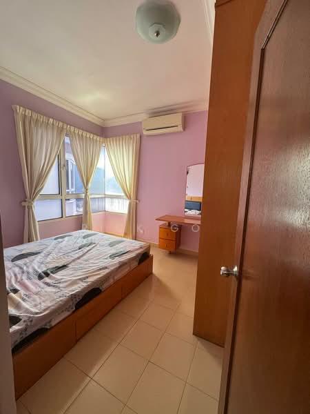 Gurney Park Condominium - 4