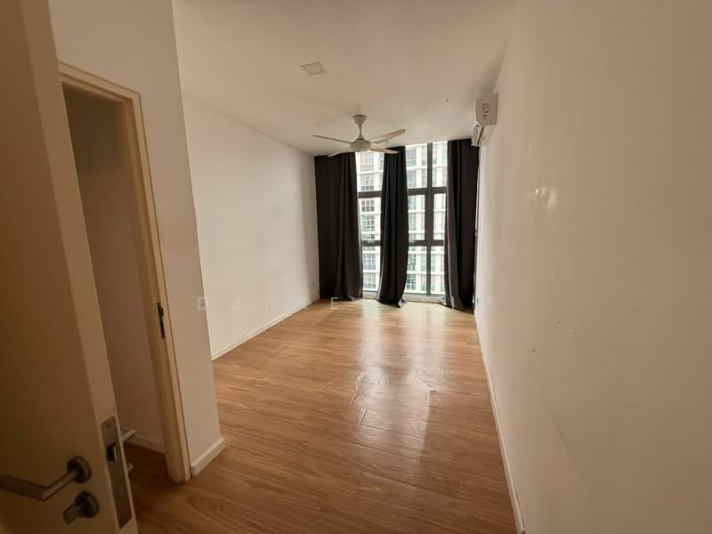 Lakefront Residence - 2