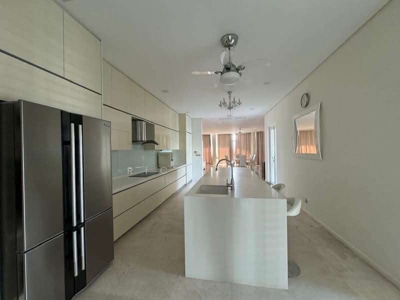 8 Gurney (The Shore Condominium) - 4