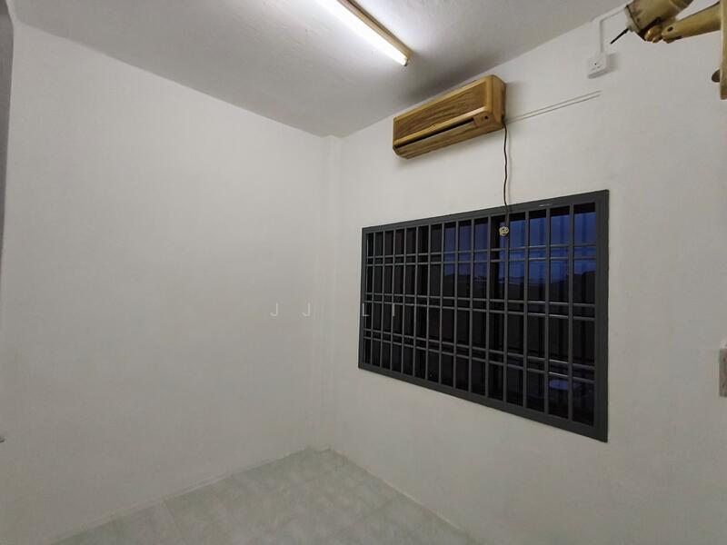 Taman Pulai Utama - 5