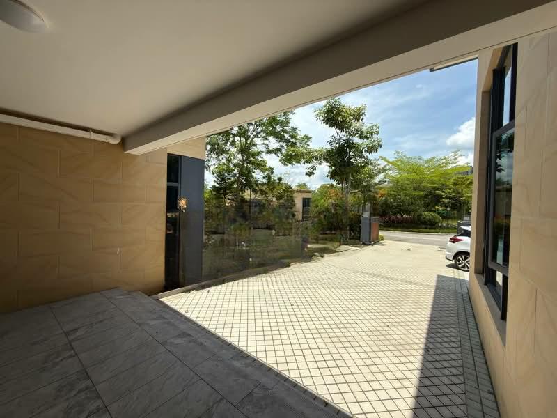 FOREST CITY - 4