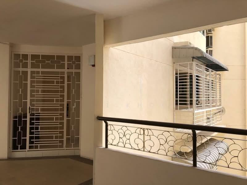 Regency Heights Condo - 5