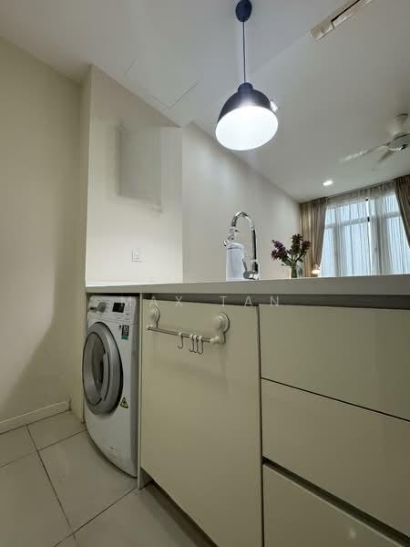 Tropicana Avenue - 3