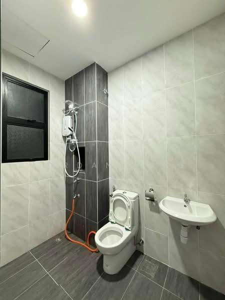 Straits View Home, permas jaya - 5