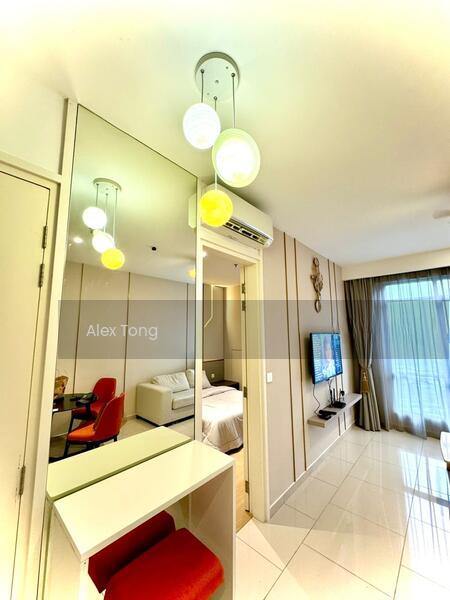 Hill10 Residence @ i-City - 1