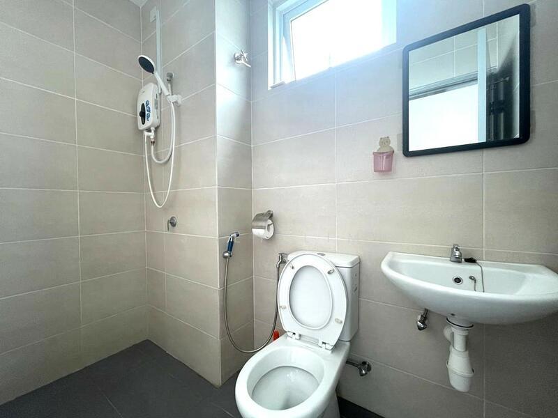 Iris Residence - 2