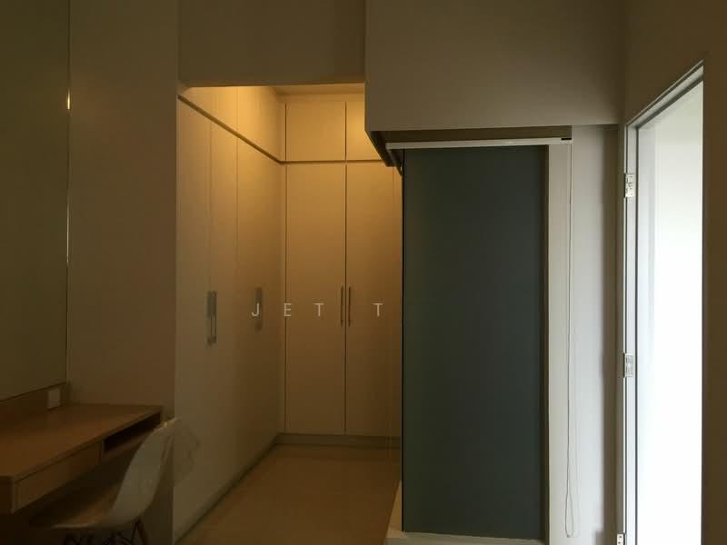 Kiara East - 5