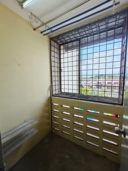 Pangsapuri Cempaka - 3