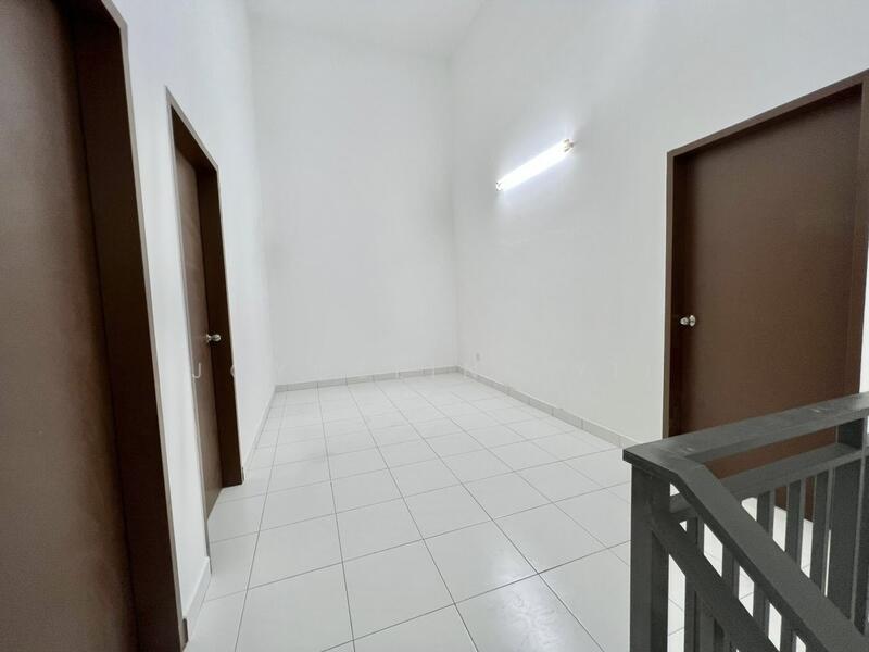 Meridin East Acacia - 4