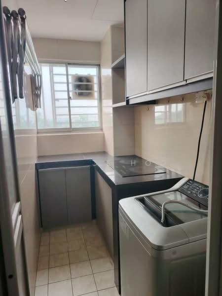 Puteri Bayu Apartment - 2