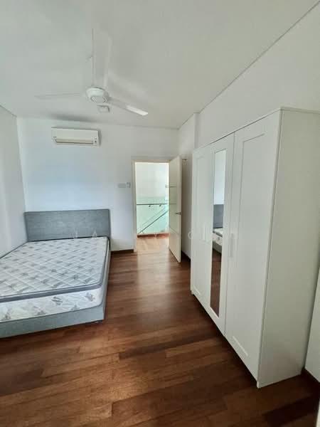 One Medini - 5