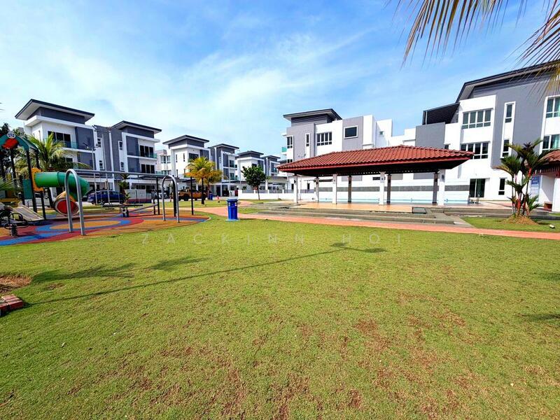 Convenient Location 3 Sty Semi D Laman Vista Alam Bukit Raja Klang - 5