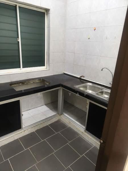 First Residence (Residensi Unggul) - 4