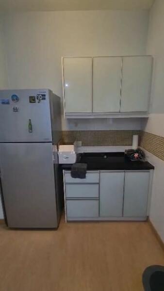 Metropolitan Square - 1