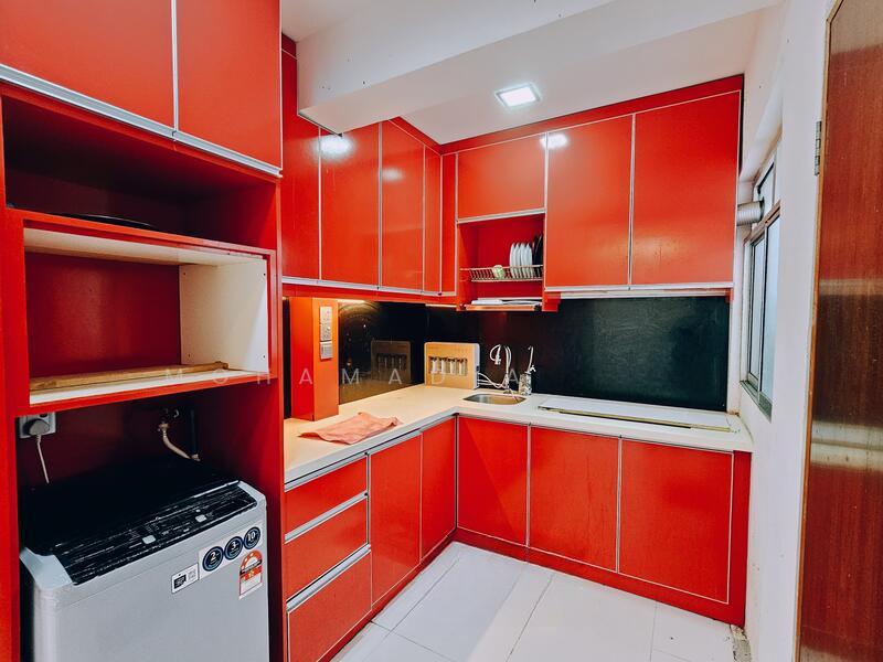 Lakeview Apartments - 5