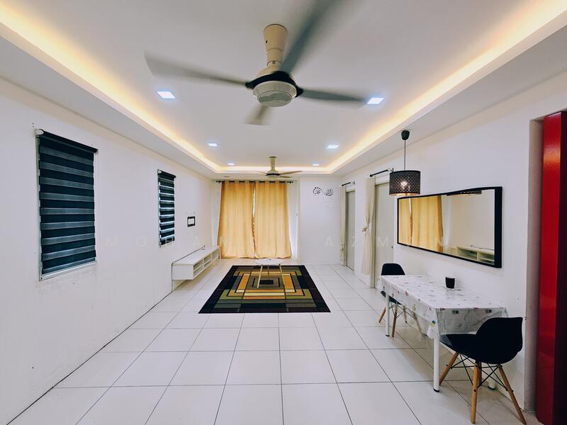 Lakeview Apartments - 3