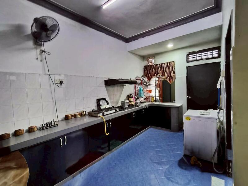 Pulai Utama Double Storey Terrace House For Rent - 3