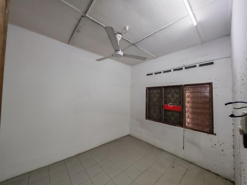 Taman Bunga Raya - 4