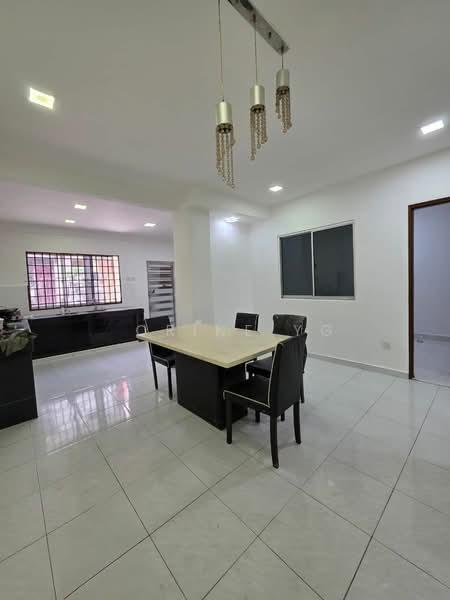 Taman Megah Ria - 3