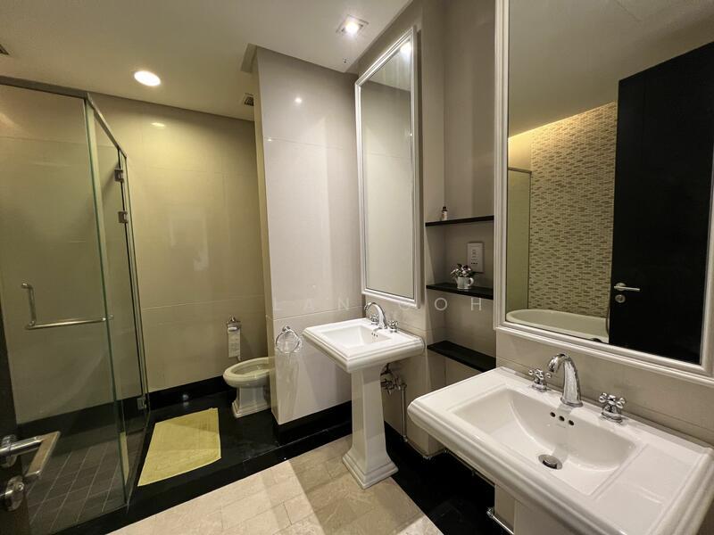 Quayside Seafront Resort Condominiums - 4