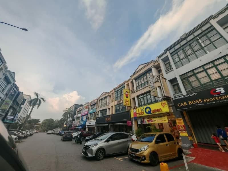 USJ 9 - 2